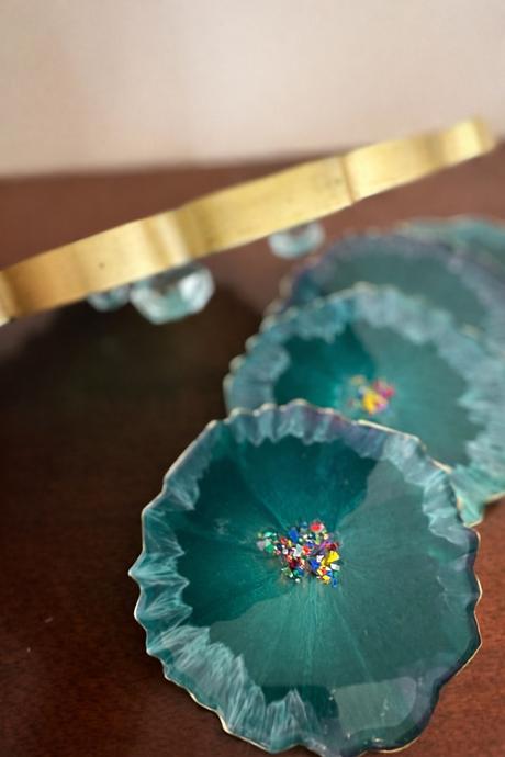 Suprava k stolovaniu, 