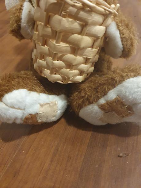 Veľkonočný zajko s košíkom na vajíčko, 