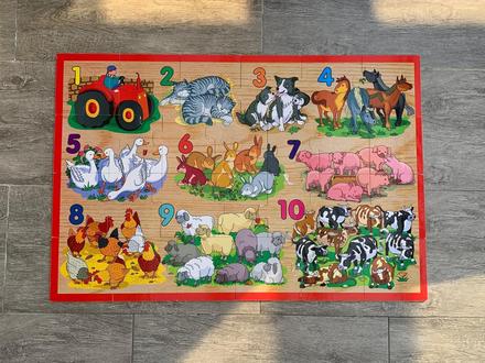 Veľké drevené puzzle na podlahu,