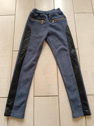 Hrubšie nohavice s kozenkou, 134