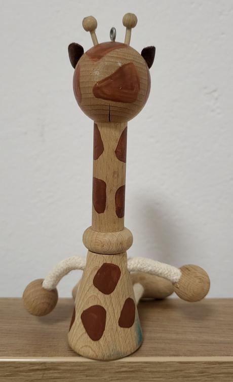 Drevená žirafa, 
