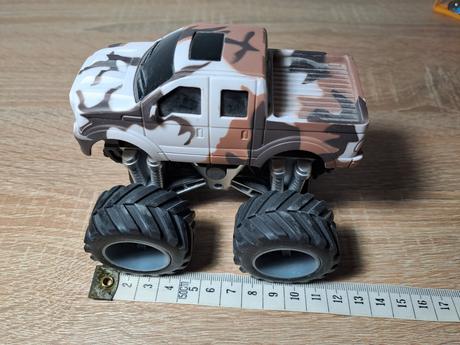 Autá monstertruck, 