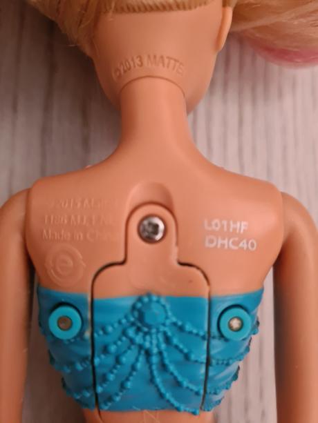 Mattel svietiacia barbie morská víla,