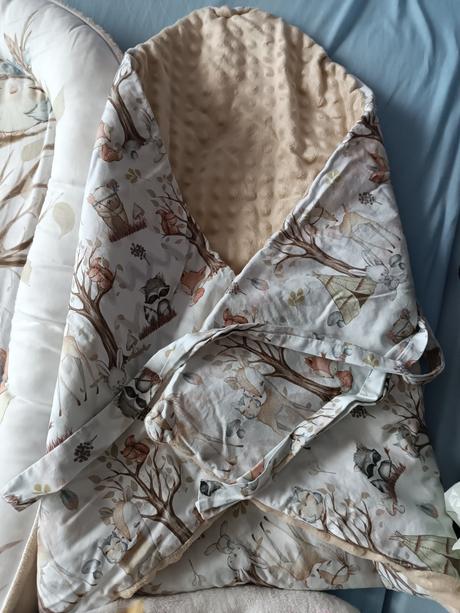 Hniezdo pre bábätká + zavinovačka + 2x deka,