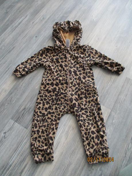 Leopardí overal, 80