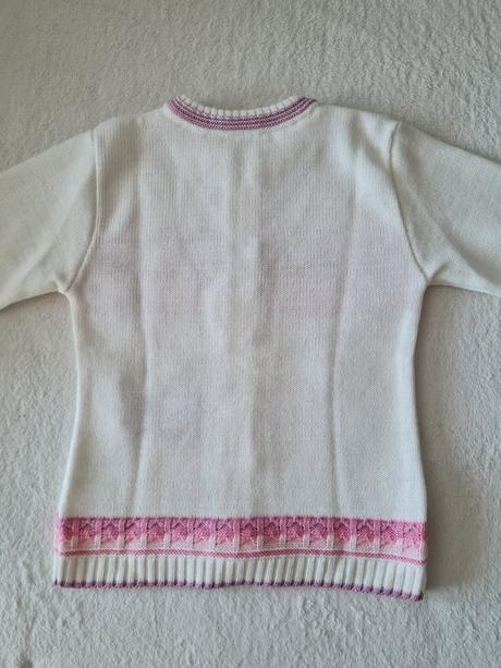 Dievčenský sveter veľ. 122, 122