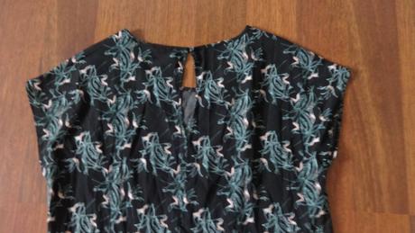 Jacqueline de yong blúzka, 36