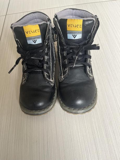 Nadherne zimne cizmicky, 26