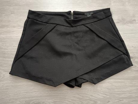 Sukňo-krasasy, amisu,36