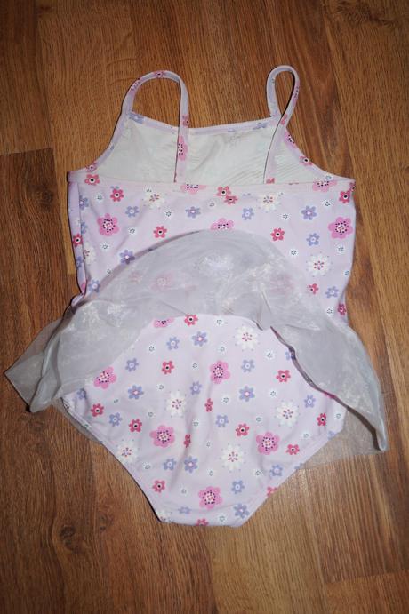 Kvetinkove plavky s tylovou suknickou, adams,104