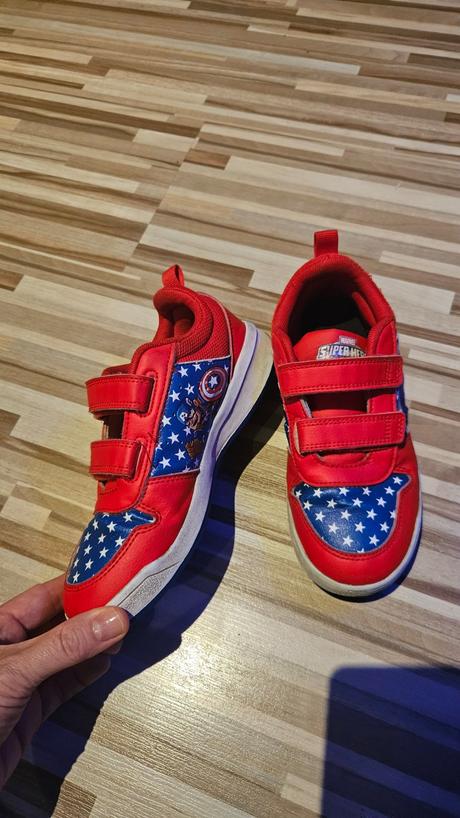 Adidas tenisky superhero v 32-vnutro 20cm, adidas,32