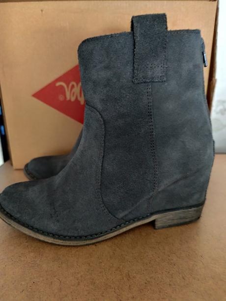 Poltopánky z pravej kože, deichmann,37