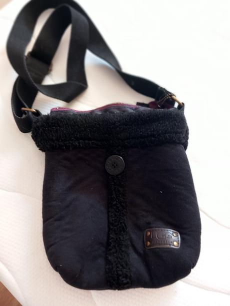 Kabelka ugg, ugg