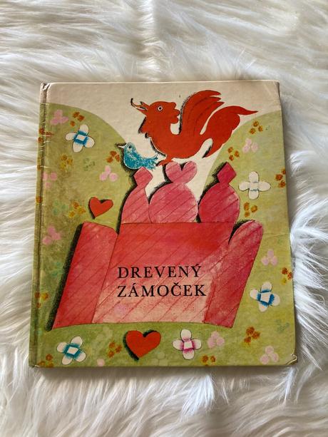 Drevený zámoček ruské ľudové rozprávky (1980),