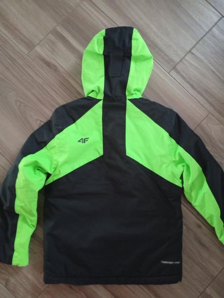 4f lyžiarska bunda, 152