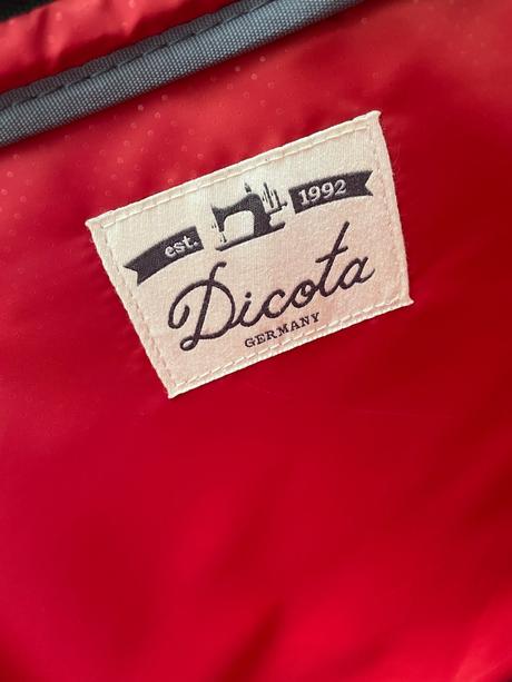 Obal/taška na ntb dicota slim case edge 13,3", dicota