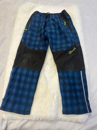 Softshelove gate 122, 122