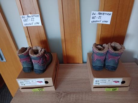 Dievčenské zimné topánky zn.protetika veľ.22, 22