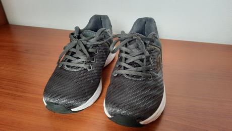 Ľahké tenisky umbro 33, umbro,33
