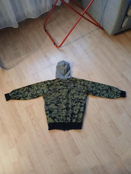 Mikina maskáč na zips 134, 134