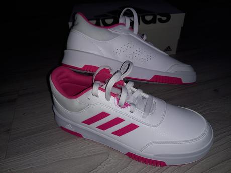 Nenosené tenisky, adidas,39
