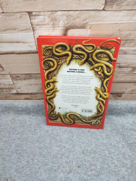 Bájná země deltora ii - jeskyně strachu, 