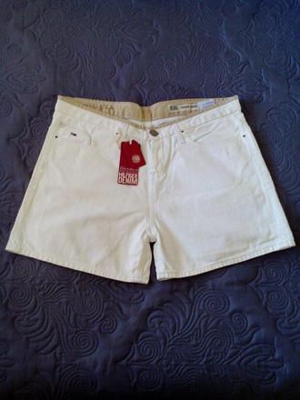 W25 dámske krátke nohavice tommy hilfiger, tommy hilfiger,30