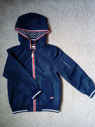 Bundička proti vetru, 140