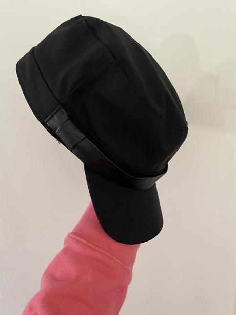 Šiltovka, reserved,s