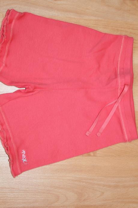 Tričko s kvetinkou a kraťasky, next,104