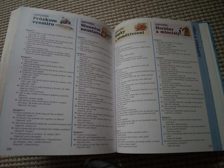 Kniha otázek a odpovědí,