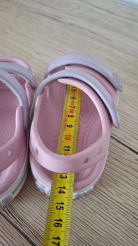 Crocs band sandále, crocs,20