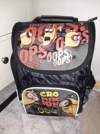 Školská taška minion, 