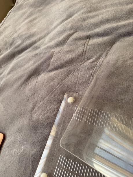 Macbook m1 2020 gold sk, apple