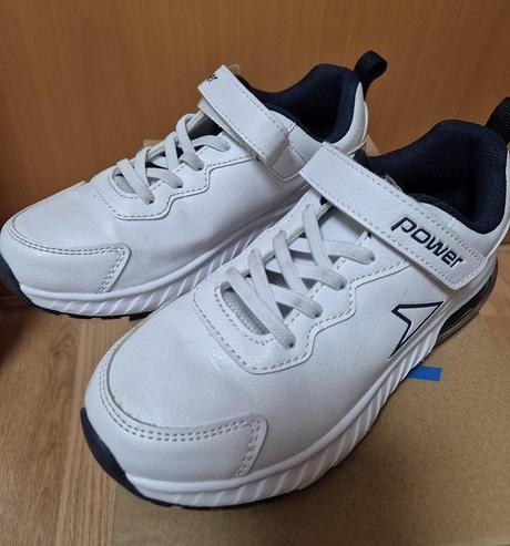 Predám nové tenisky power - veľ. 33, 33