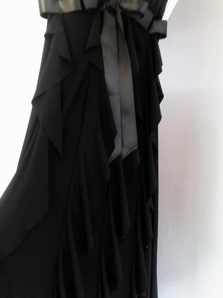 Spoločenské šaty na ramienka, s