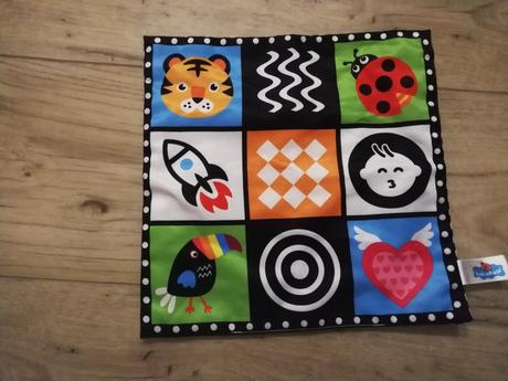 Leporelo, noviny alebo hracia deka pre bábätká, 