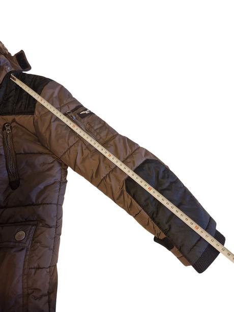 Tepla chlapcenska bundicka (134), c&a,134