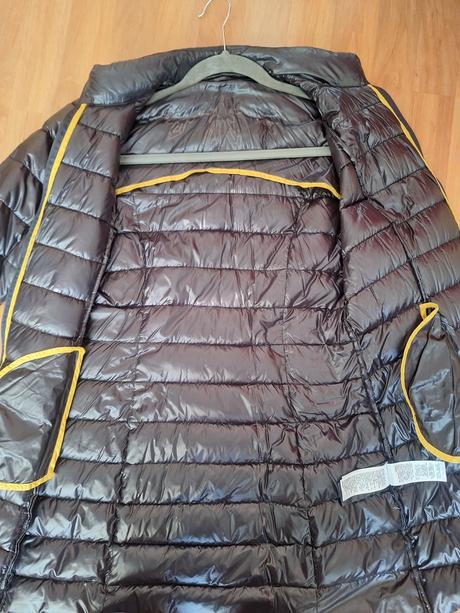 Ultraľahká páperová bunda patrizia pepe, m