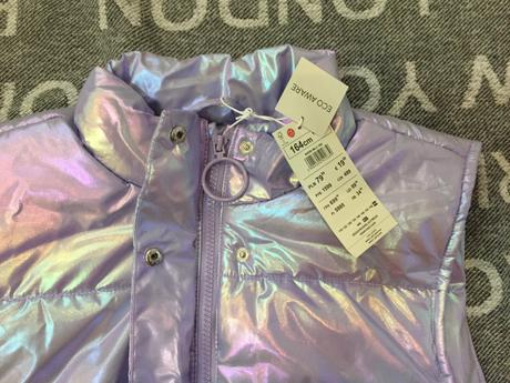 Dievcenska vesta, reserved,116 / 164