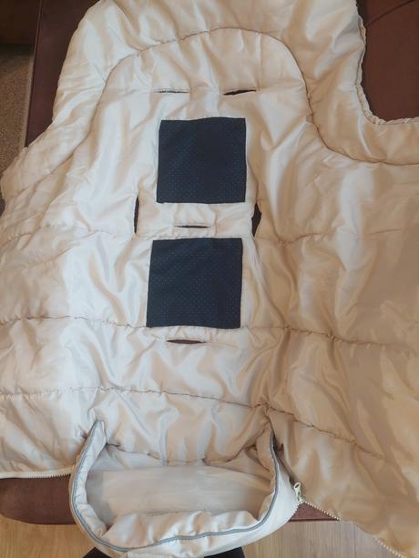 Fusak a rukávnik na kočík,