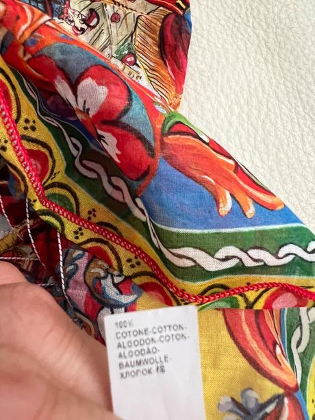 Dolce&gabbana vel.4, 104