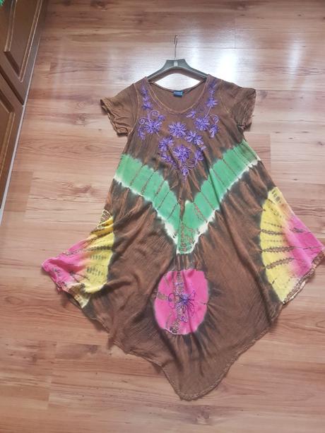 Ležérne padavé šaty, 