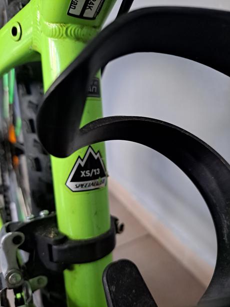 Bicykel xs, specialized,26