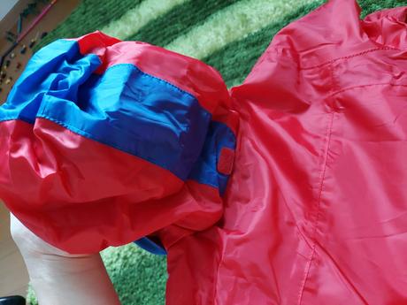 Bunda do dažďa, 134