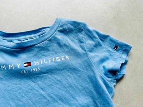 Tommy hilfiger tricko 98 ( sedi na 92 ), tommy hilfiger,92