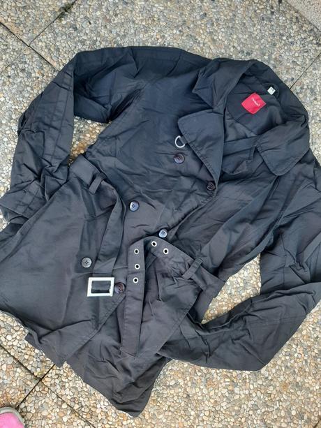 Čierny kabát outburst velk. 176., 176