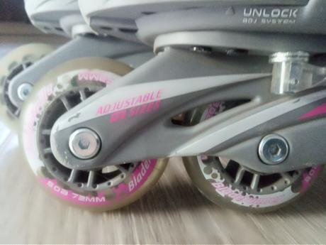 Korčule málo používané 32-35, rollerblade,35