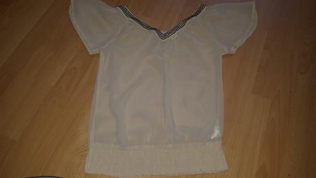 Jemná blúzka s korálikmi, camaieu,38