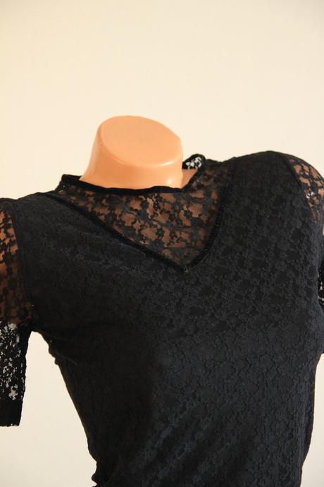 Čierny čipkovaný body top, hangwear, m